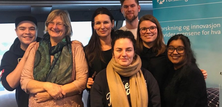 SPEAKERS: PhD-fellow Ida Juhasz (2nd from the right) together with professor Marit Skivenes, researcher Elisabeth Backe-Hansen and pro's from Forandringsfabrikken (The Change Factory). PHOTO: Forandringsfabrikken.